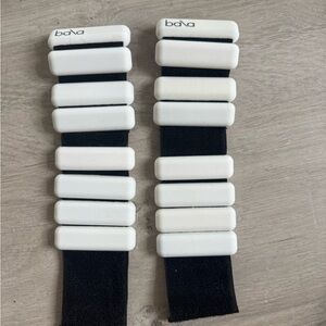 Bala White and Black Weighted Bands